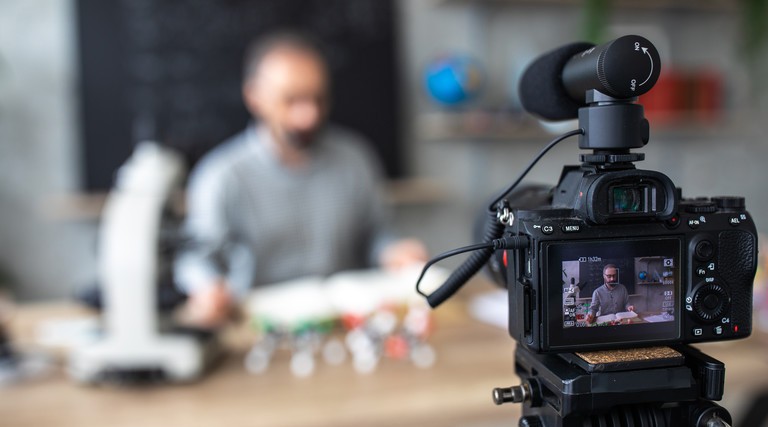 AV Expert Q&A: How to Personalize Hybrid Learning Classrooms  