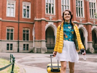 College student moving onto campus
