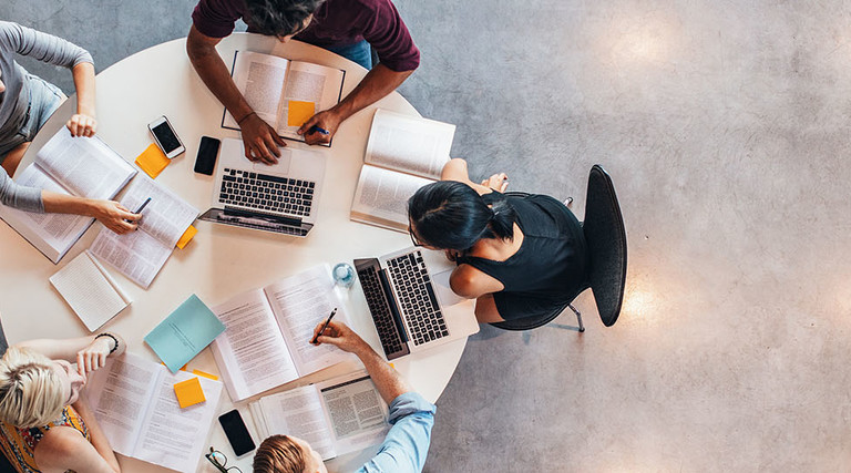College students collaborate