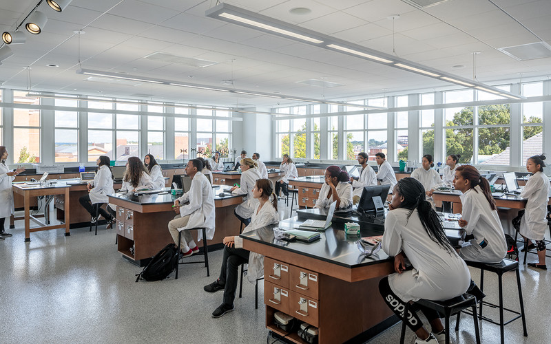 UCI students in lab