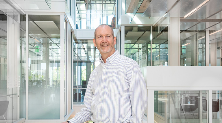 Bob Flynn of Indiana University co-chairs an EDUCAUSE group dedicated to cloud computing.