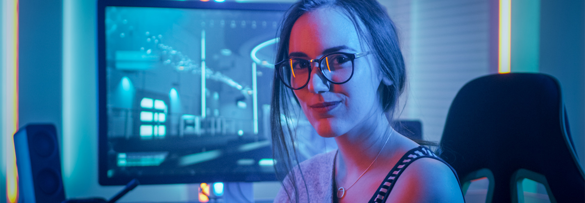 Female Esports player