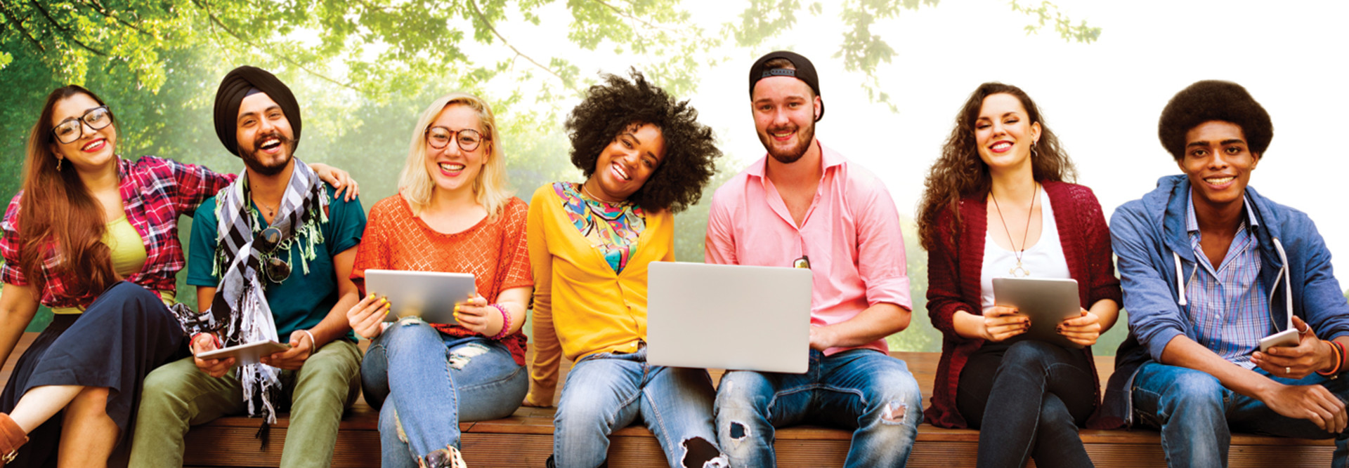 College students learning Adobe Creative Cloud
