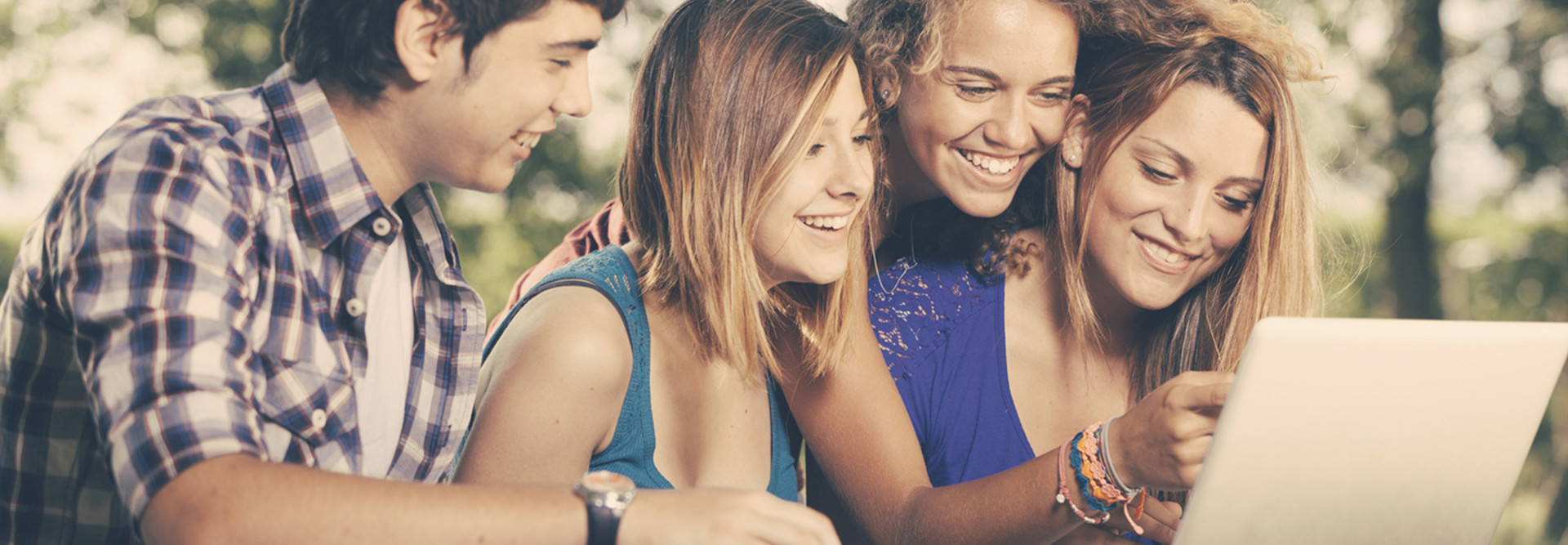  Teaching Digital Literacy to College Students