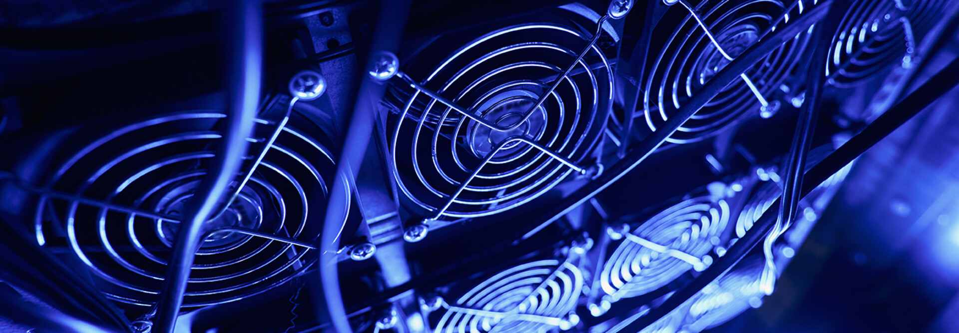Device used for cooling data center