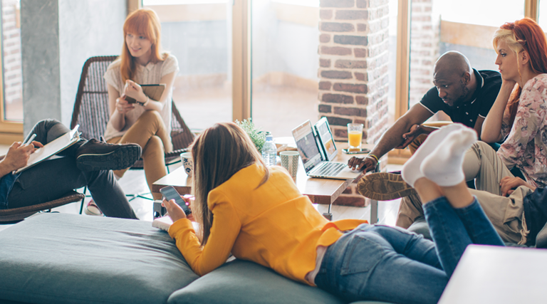 College students using tech