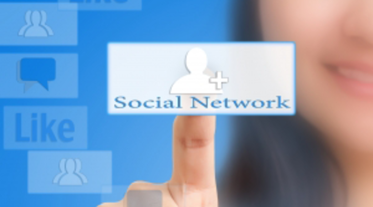 How Is Facebook Affecting College Students' Grades? [Infographic]