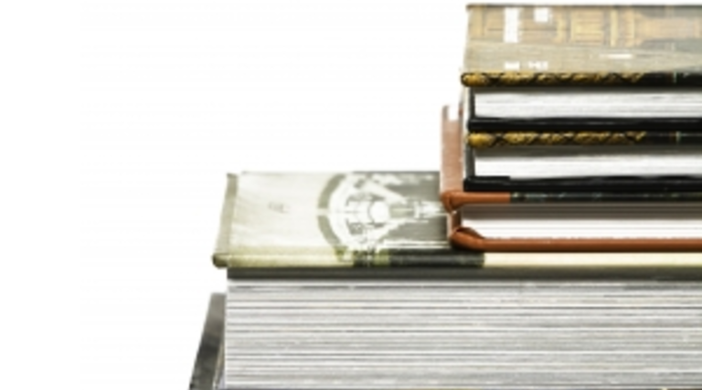 To Cut the Cost of College, Start with Textbooks [#Infographic]