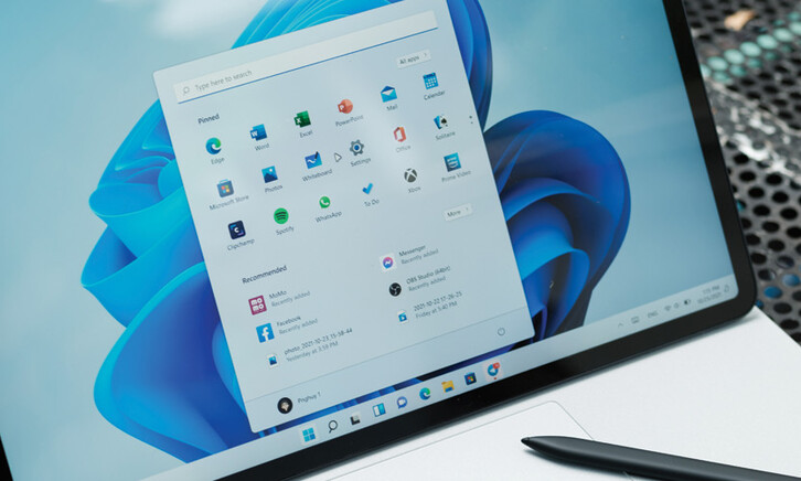 Windows 11 tablet