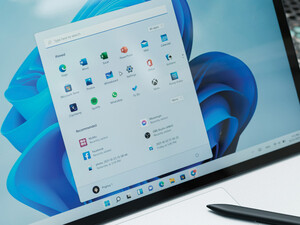Windows 11 tablet