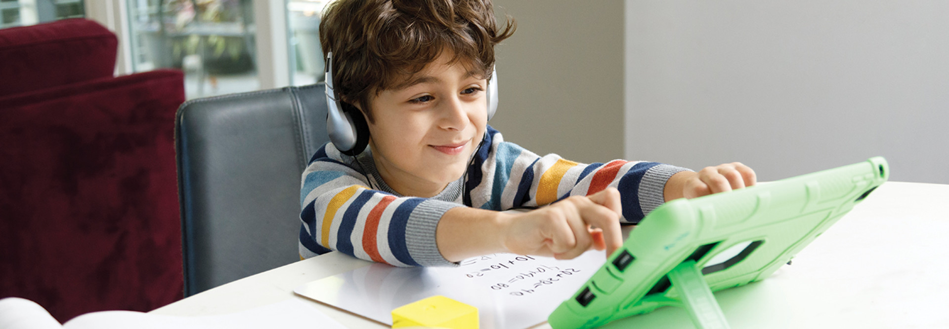 positive online learning environments for kids