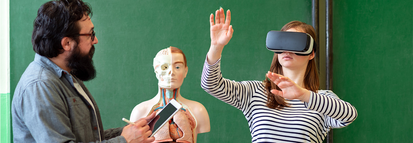 VR and AR technologies enhancing biology education