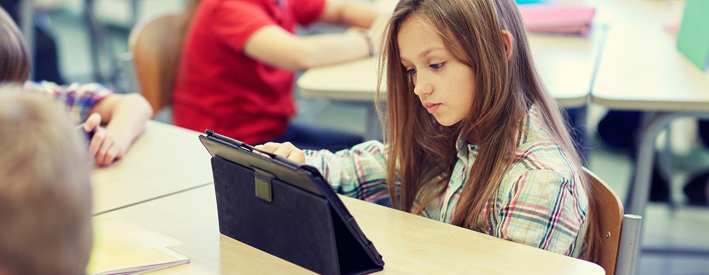 Classroom Device Management Empowers Teachers to Integrate Tech