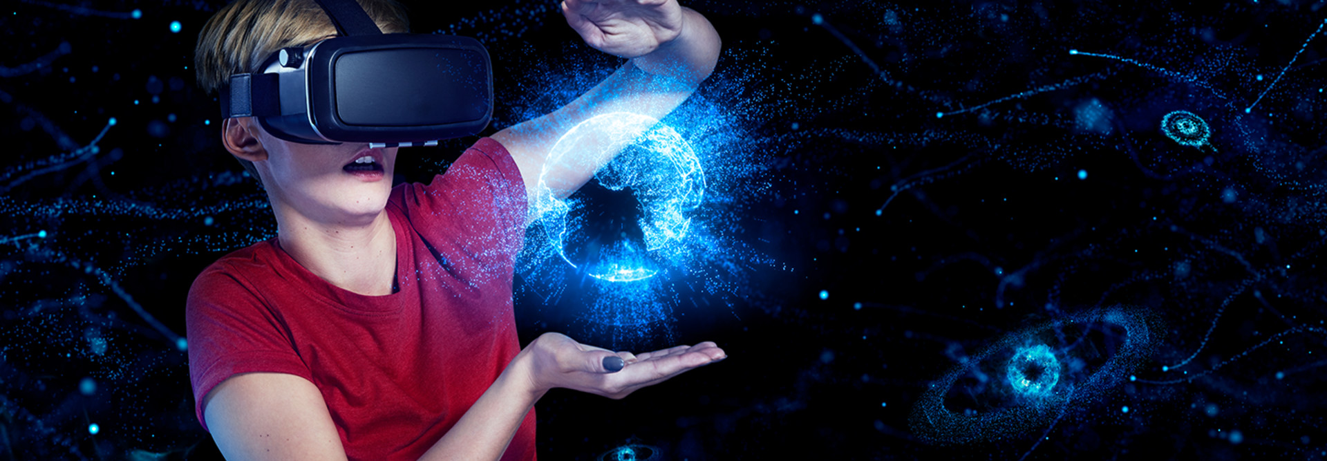Kid using virtual reality