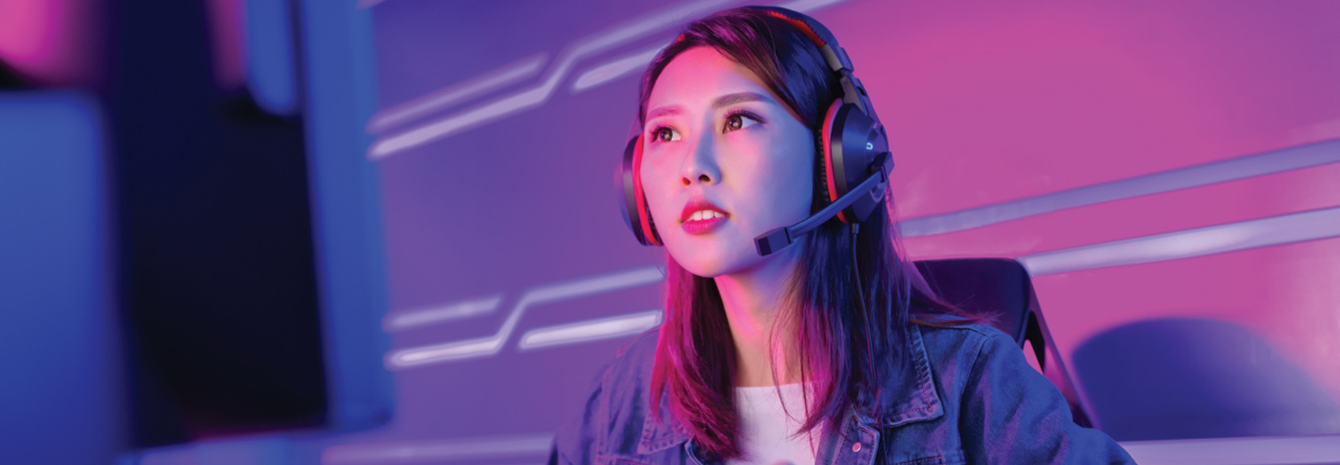 High school esports athlete engaged in an online game