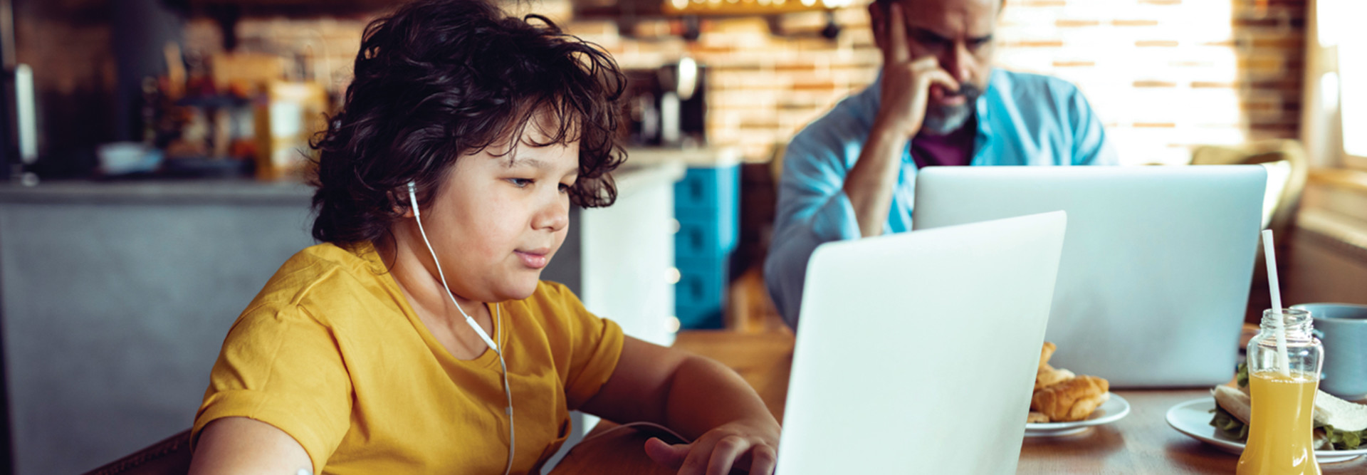 Students support IT staff in K–12 education