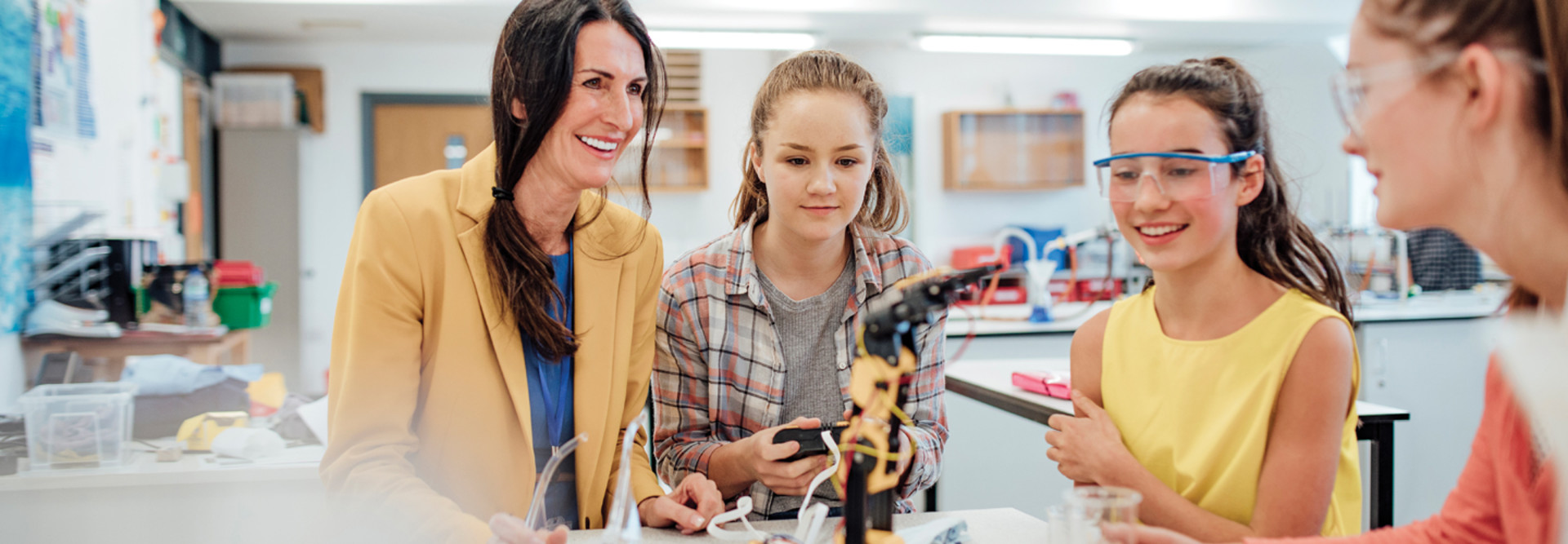 Students explore STEM technology in robotics class
