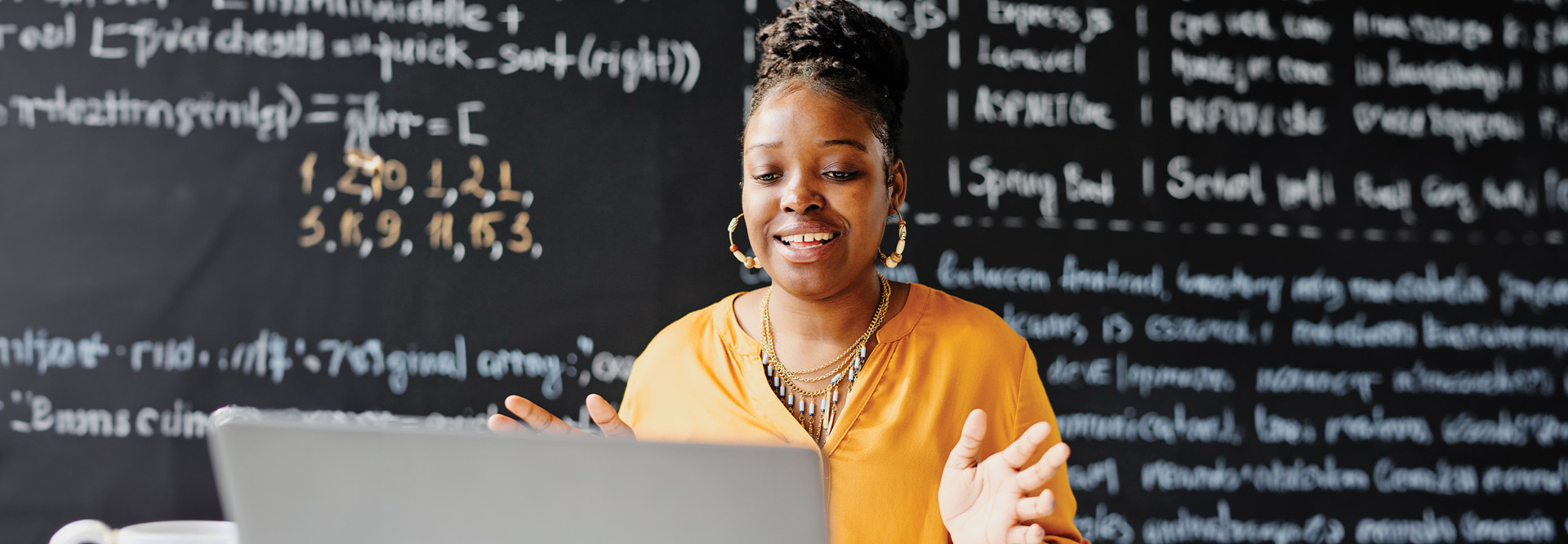 Teacher giving lesson virtually