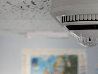 Vape sensor in school
