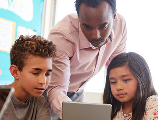 Students using tablet