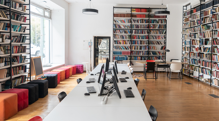 School library with technology
