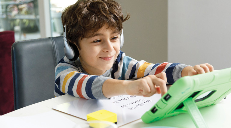 positive online learning environments for kids