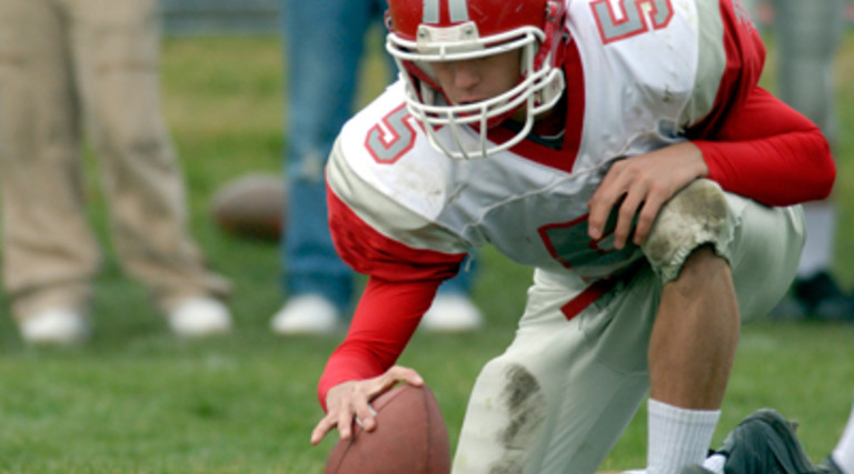 High School Football Turns to Technology for Coaching Assistance 