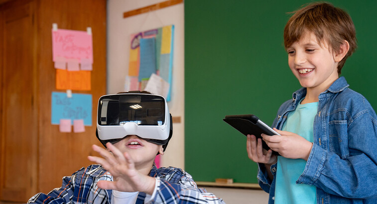 Students using VR and tech