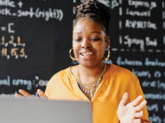 Teacher giving lesson virtually