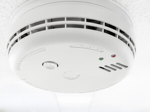 Vape/smoke detector