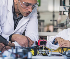 How Makerspaces In Schools Help Students Learn To Code Edtech